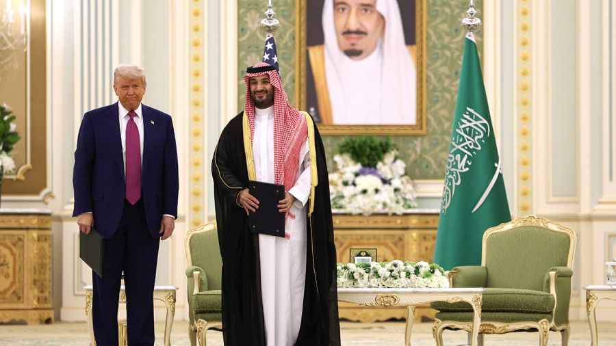Potężne kontrakty pomiędzy USA i Arabią Saudyjską wchodzą w życie (fot. Win McNamee/Getty Images).