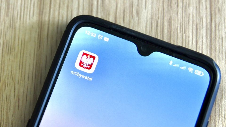 Paszport covidowy można już pobrać na telefon. Aplikacja ...