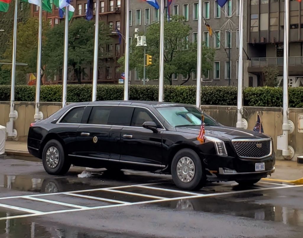 Donald Trump wróci do bestii, czyli Cadillaca One (Fot. Ex13 / Wikimedia Commons / Creative Commons Attribution-Share Alike 4.0 International)