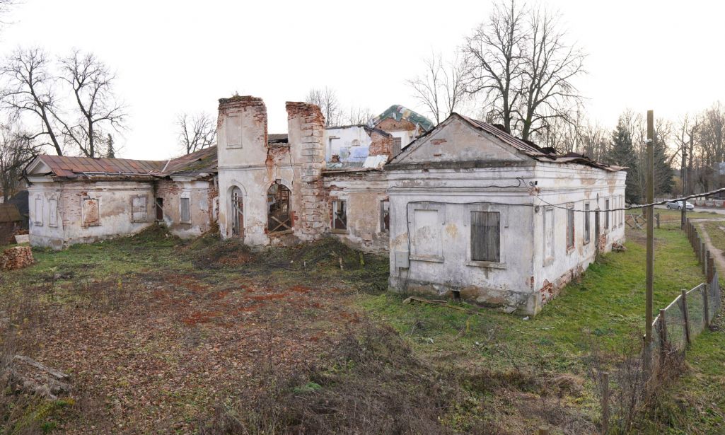 Былы маёнтак Грабніцкіх у Арэхаўне. Фота: Комитет «Витебскоблимущество» / Facebook