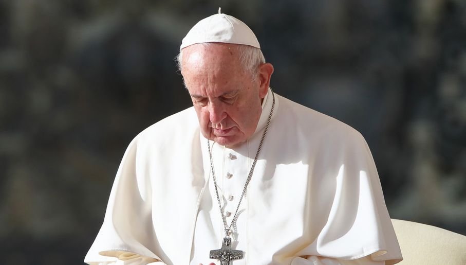 Papież Franciszek: każda przemoc zadana kobiecie jest ...