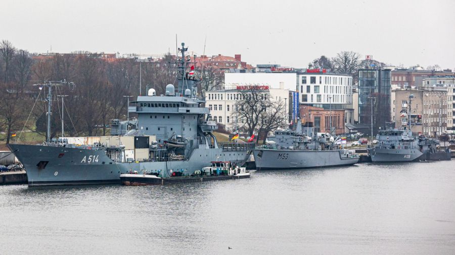 Trzy okręty NATO w Szczecinie. Zostaną do poniedziałku (fot. PAP/Jerzy Muszyński)