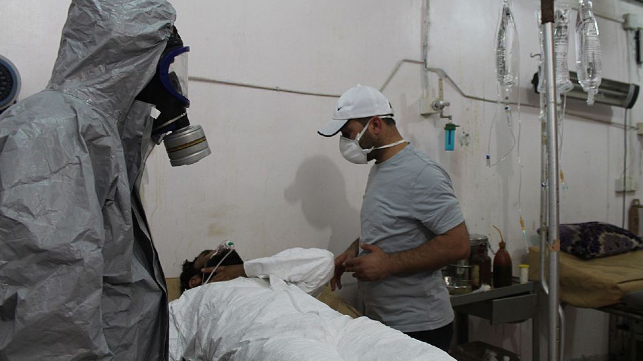 OPCW informuje w raporcie, że w syryjskiej Dumie użyto chloru (fot. Ebu Omer/Anadolu Agency/Getty Images) OPCW informuje w raporcie, że w syryjskiej Dumie użyto chloru (fot. Ebu Omer/Anadolu Agency/Getty Images)