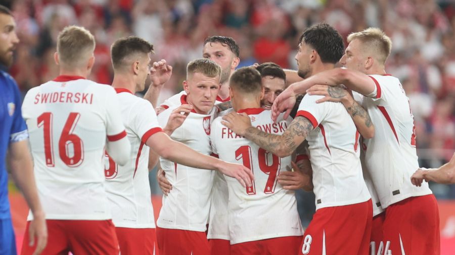 Świderski i Piątek w ataku na Finlandię, Bednarek kapitanem. Fot. PAP/Michał Meissner