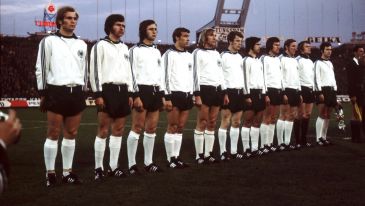 Reprezentacja Niemiec w latach siedemdziesiątych (fot. Getty Images)