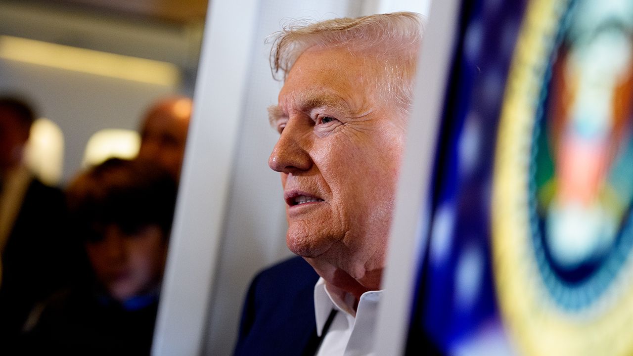 Trump uderza w Indie. 25 proc. cła oraz kara za kupowanie rosyjskiej ropy