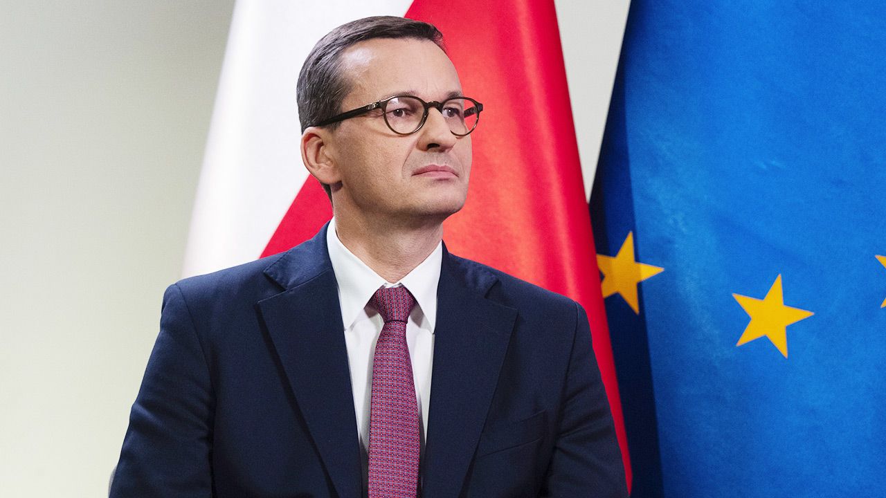 Morawiecki zasugerował, że powodem niechęci stacji do rządu są prace nad podatkiem medialnym (fot. Piotr Malecki/Bloomberg via Getty Images) Morawiecki zasugerował, że powodem niechęci stacji do rządu są prace nad podatkiem medialnym (fot. Piotr Malecki/Bloomberg via Getty Images)
