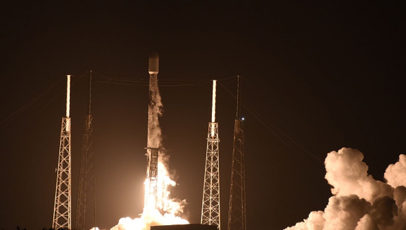 W tym roku SpaceX planuje jeszcze cztery starty Falcon Heavy (fot. Paul Hennessy/Anadolu Agency via Getty Images)