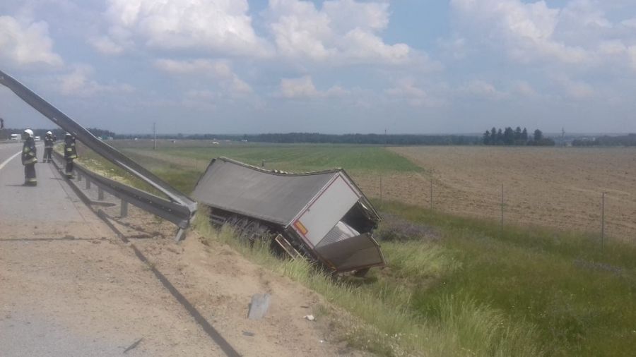 Wypadek Na S8 Ranna Zostala Jedna Osoba