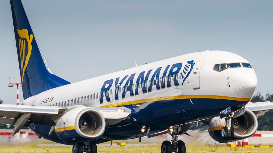 Planujesz podróż samolotem? Ryanair wprowadza „cyfrowy ...