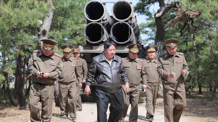 Korea Północna przeprowadziła testy rakiet balistycznych (fot. PAP/EPA/KCNA)