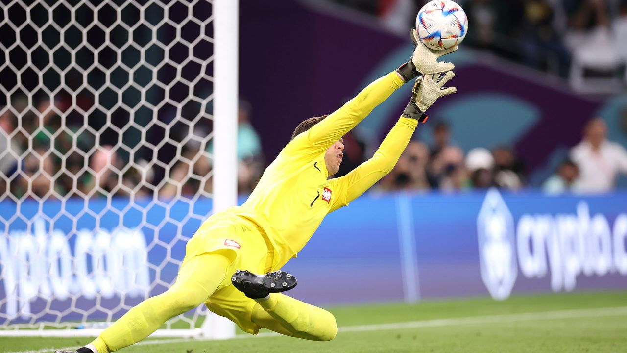 Mundial 2022. Polska – Arabia Saudyjska 1:0. Parada mistrzostw! Wojciech  Szczęsny obronił karnego i dobitkę [WIDEO] (sport.tvp.pl)