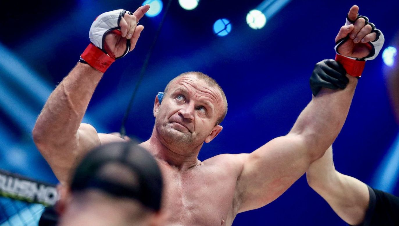 Mariusz Pudzianowski wciąż przyciąga do MMA tłumy fanów (fot. PAP/EPA)