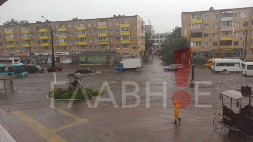 Моцны дождж у Віцебску 9 ліпеня 2025 г. Фота: Витебск. Главное! / Telegram