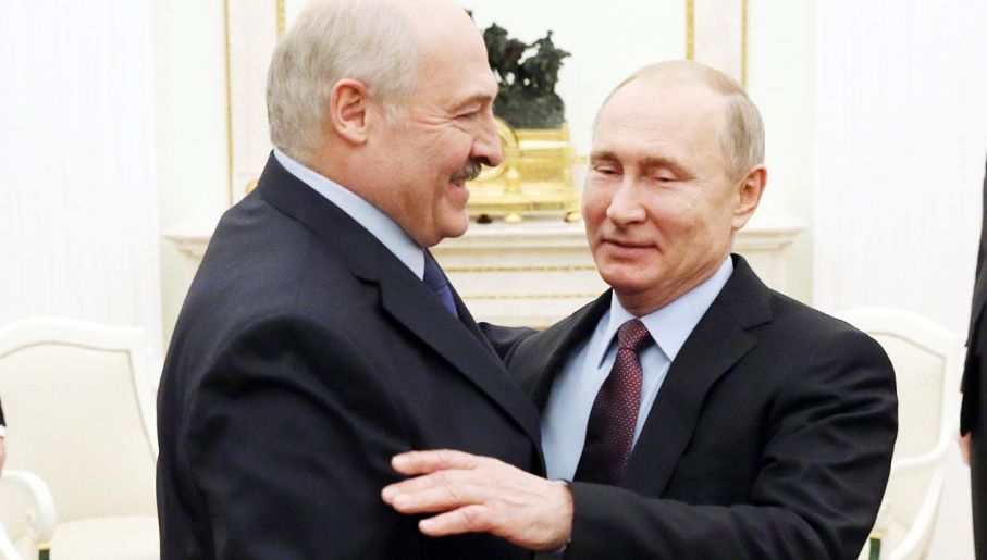 Aleksandr Łukaszenko i Władimir Putin (fot. Mikhail Svetlov/Getty Images)