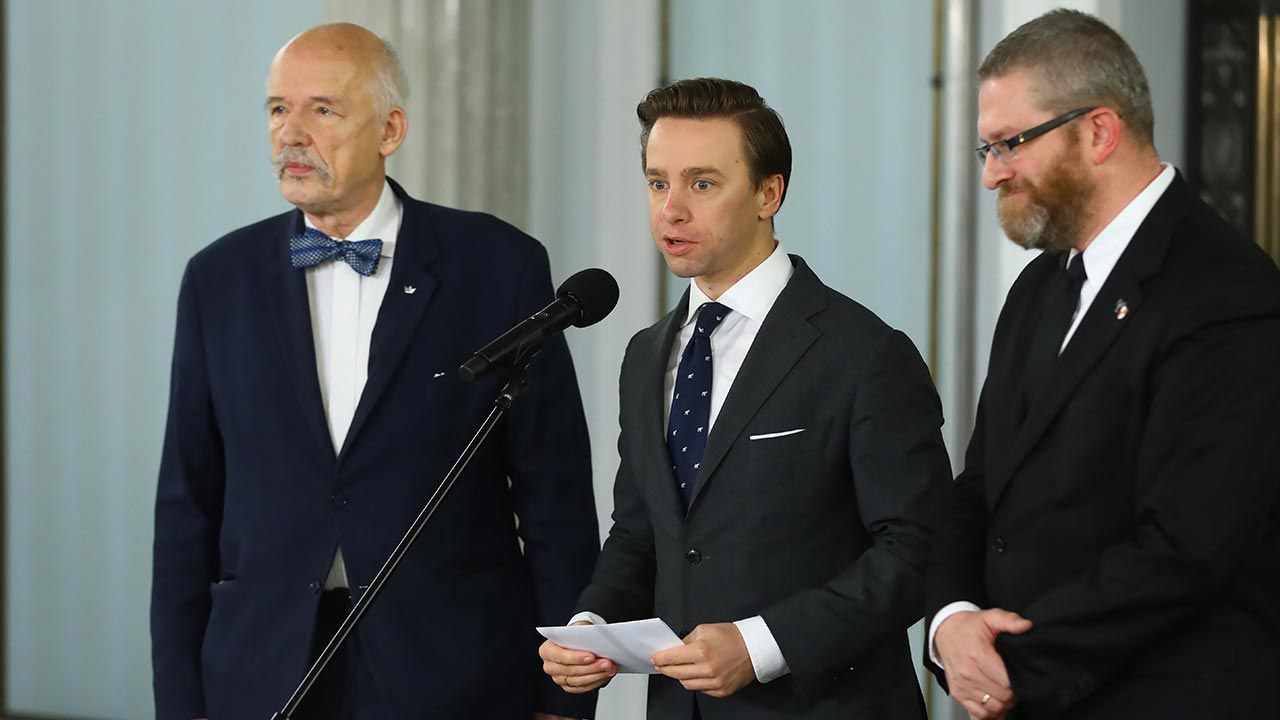 Poslowie Konfederacji Przeciwko Uchwale O Wsparciu Dla Rzadu W Negocjacjach Z Unia Europejska Tvp Info