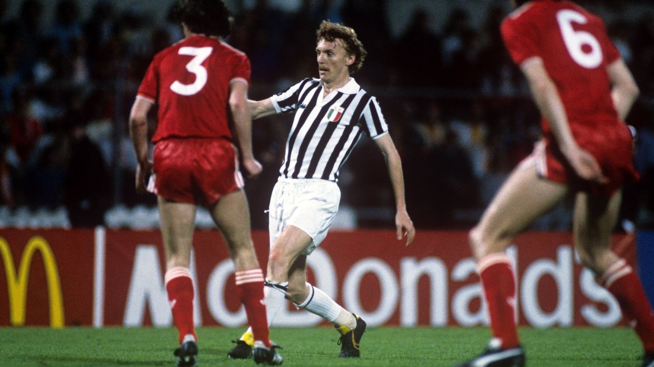 GAZZETTA DELLO SPORT 11 DÉCEMBRE 1985 JUVENTUS INTERCONTINENTAL GIANNI GAZZETTA DELLO SPORT 11 DÉCEMBRE 1985 JUVENTUS INTERCONTINENTAL GIANNI