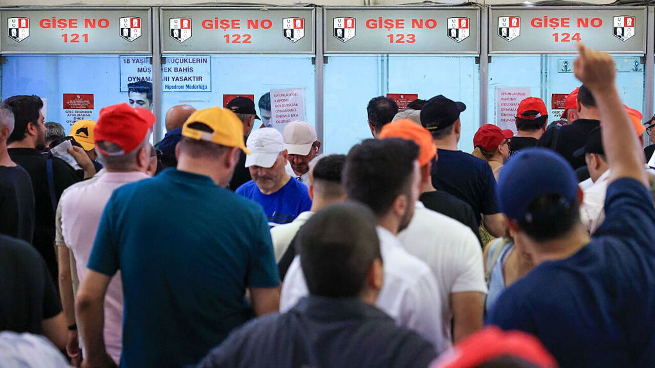 Afera bukmacherska w tureckiej piłce. Wśród aresztowanych prezes klubu