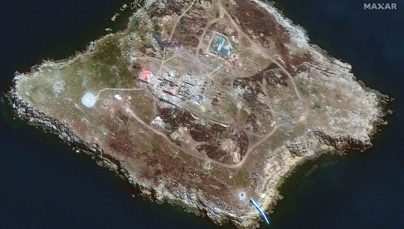 Rosyjskie siły wycofały się z okupowanej Wyspy Węży  (fot. PAP/EPA/MAXAR TECHNOLOGIES HANDOUT)
