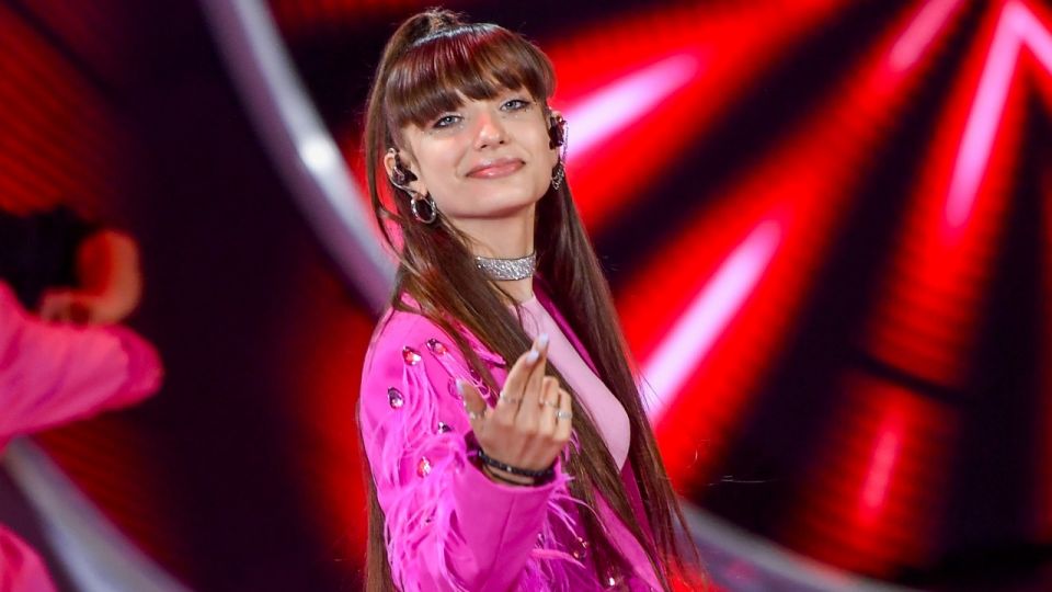 Viki Gabor - „Superhero"