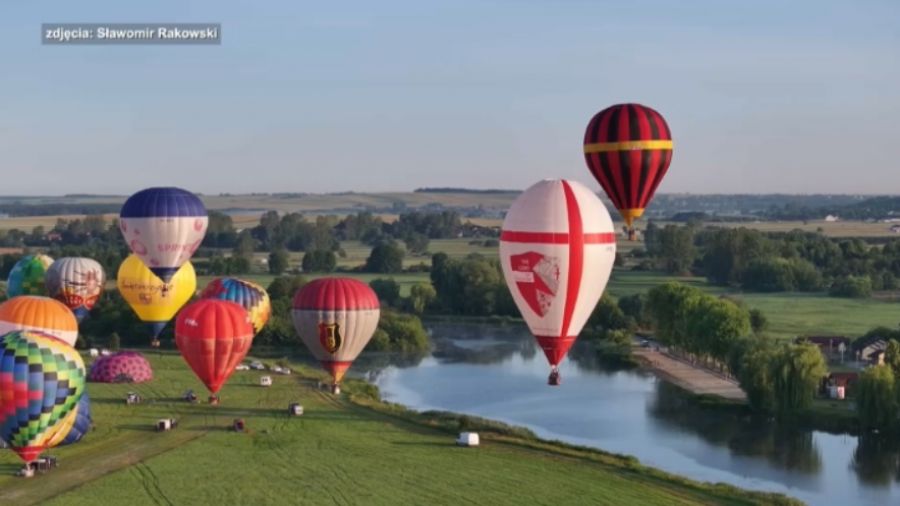 Nad Pińczowem trwa festiwal balonów. Niezwykłe widoki i wiele atrakcji