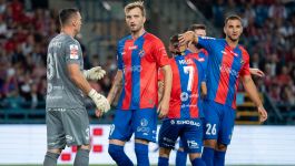 Pogoń Grodzisk Mazowiecki – Odra Opole. Betclic 1 Liga, 15. kolejka. Transmisja online na żywo w TVP Sport (3.11.2025)