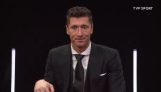 Robert Lewandowski zwycięzcą gali FIFA The Best w kategorii najlepszy piłkarz roku na świecie (fot. TVP)