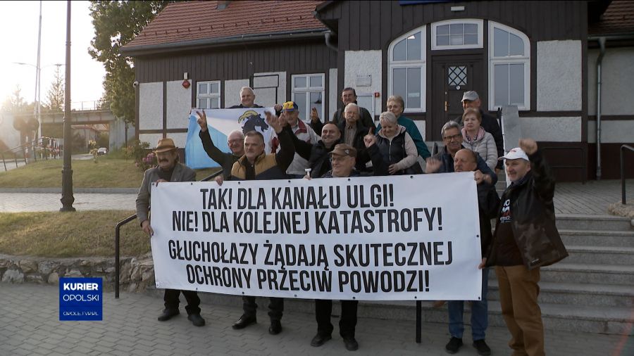 Żądają konkretów od rządu. Powodzianie z Głubczyc i Nysy pojechali protestować do Warszawy