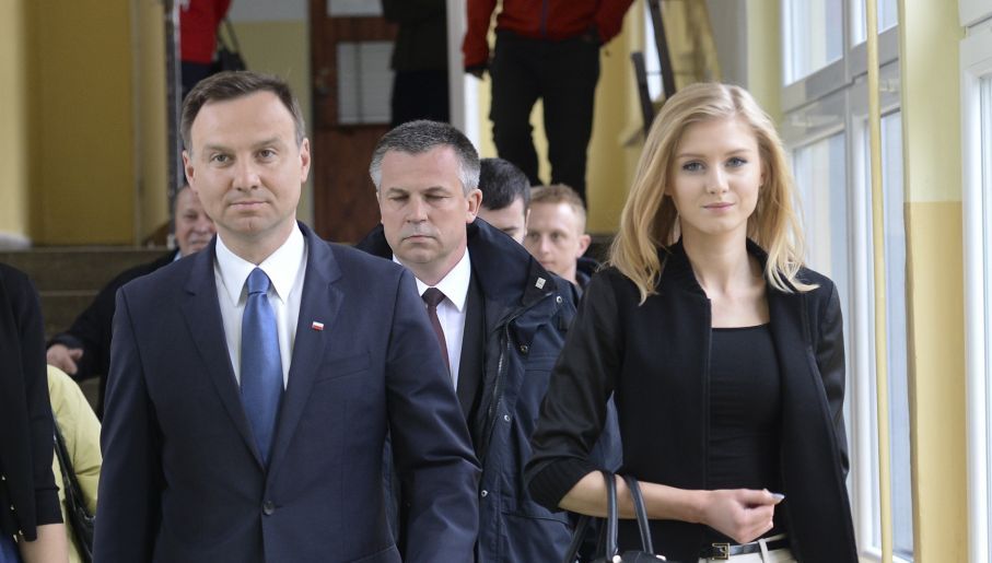 Magdalena Sroda Atakuje Kinge Dude W Obronie Corki Prezydenta Staja Politycy I Celebryci Wieszwiecej Tvp Info