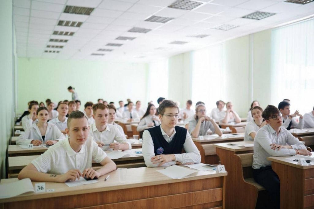 Здымак мае ілюстрацыйны характар. Выпускнікі здаюць Цэнтралізаванае тэставанне і Цэнтралізаваны экзамен у БНТУ. Менск, Беларусь. 6 чэрвеня 2024 года. (Фота: Bntu.by)