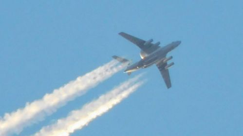 Расейскі самалёт-разведчык А-50 у небе над Гомельскай вобласцю ў 2022 годзе. 