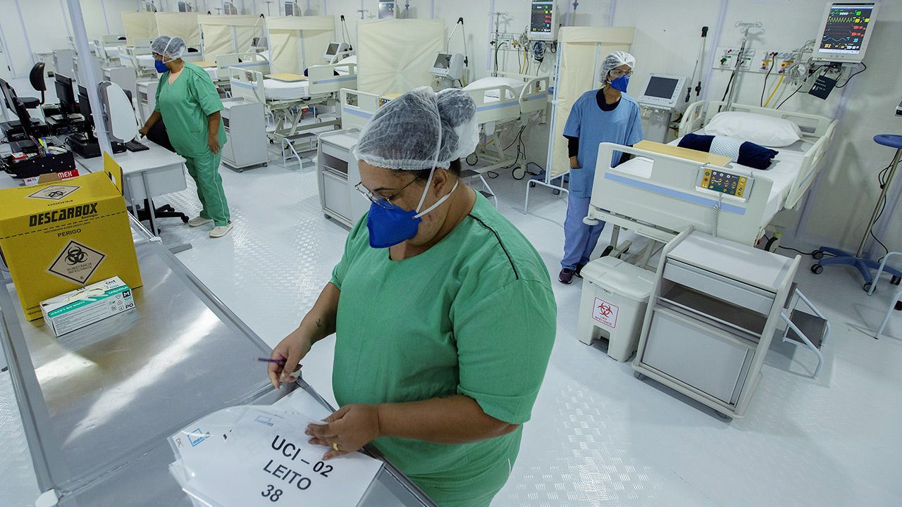 Od kilku miesięcy pod lupą ekspertów z FLCCC znajduje się iwermektyna (fot. PAP/EPA/Joedson Alves)