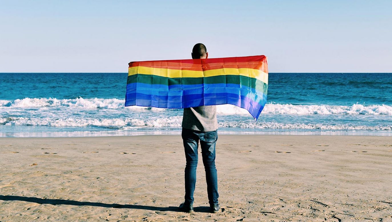 Dyskryminacja osób nietranspłciowych (fot. Shutterstock/nito)