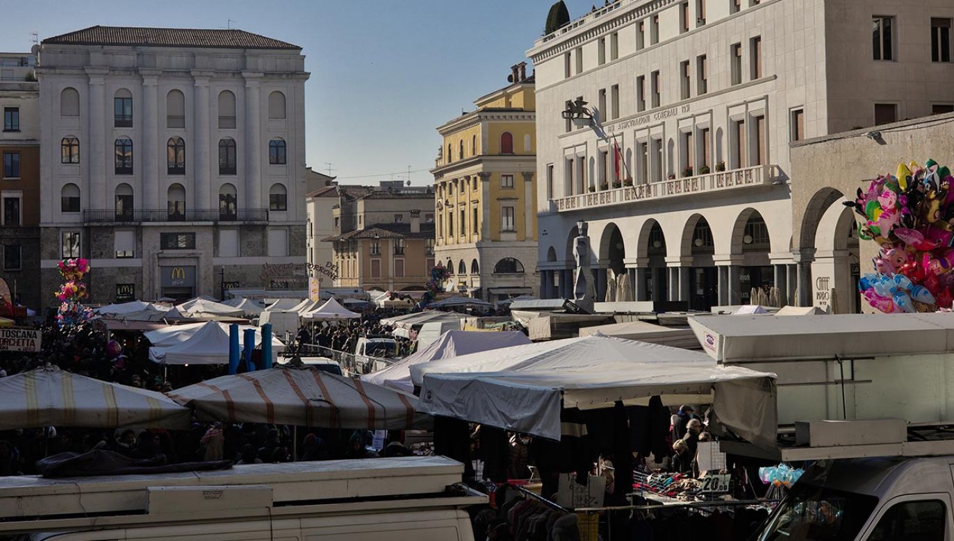 Sprawa dotyczy stanowisk w radzie miasta Brescia (fot. Shutterstock)