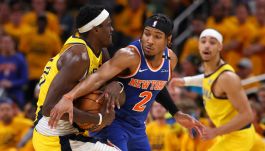 Koszykarze New York Knicks odrabiają straty (fot. Getty).