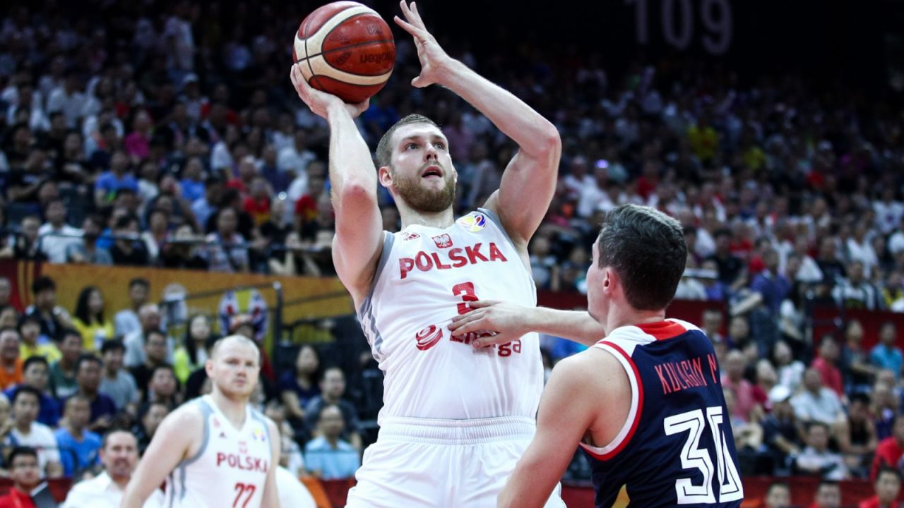 Michał Sokołowski (z piłką) jest kluczowym zawodnikiem reprezentacji Polski (fot. Getty).