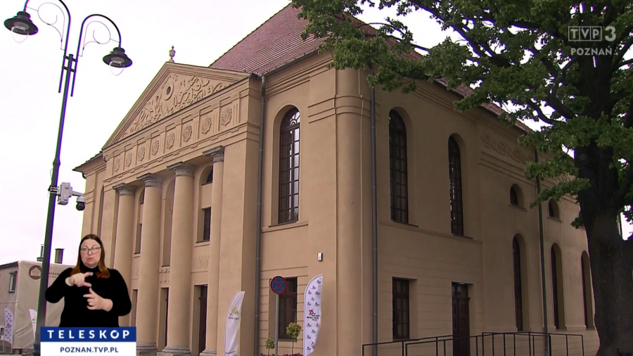 Kępno - synagoga. Był tam magazyn mebli (fot. TVP3 Poznań)