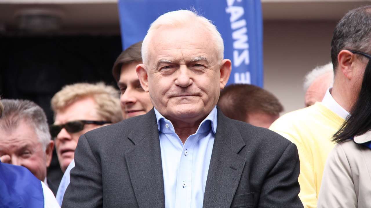 B. premier, europoseł KO Leszek Miller (fot. Tomasz Bidermann / Shutterstock) B. premier, europoseł KO Leszek Miller (fot. Tomasz Bidermann / Shutterstock)