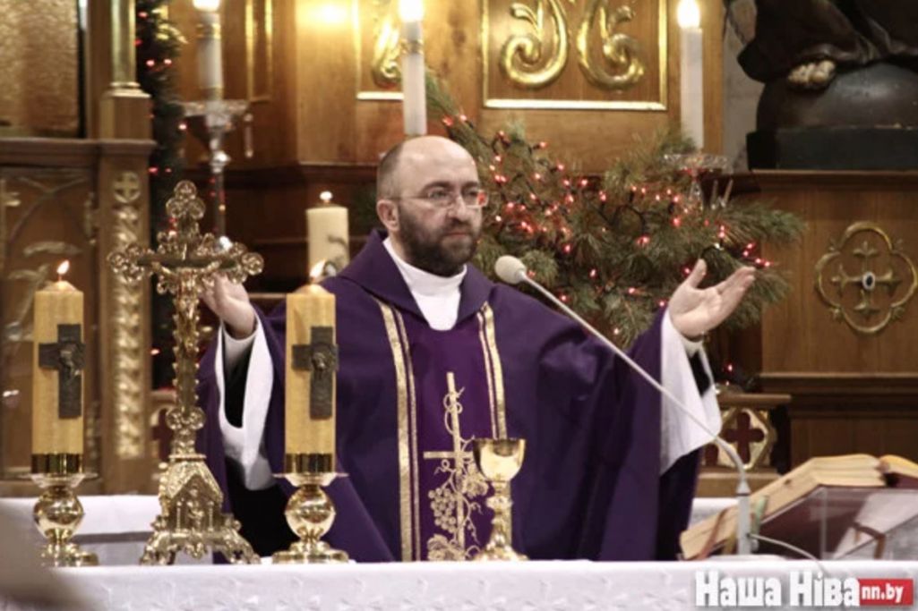 Ксёндз Генрых Акалатовіч. (Фота: Віктар Ведзень / Catholic.by)
