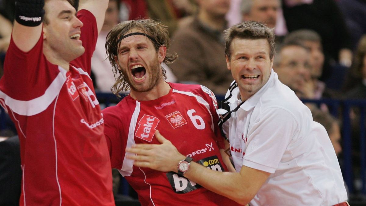 Trener Bogdan Wenta (P) oraz Bartosz Jurecki i Grzegorz Tkaczyk (fot. Getty Images) Selekcjoner Bogdan Wenta i reprezentanci Polski: Bartosz Jurecki i Grzegorz Tkaczyk (fot. Getty)