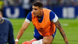 Jakub Kiwior podczas przedmeczowej rozgrzewki w barwach FC Porto (fot. Getty)