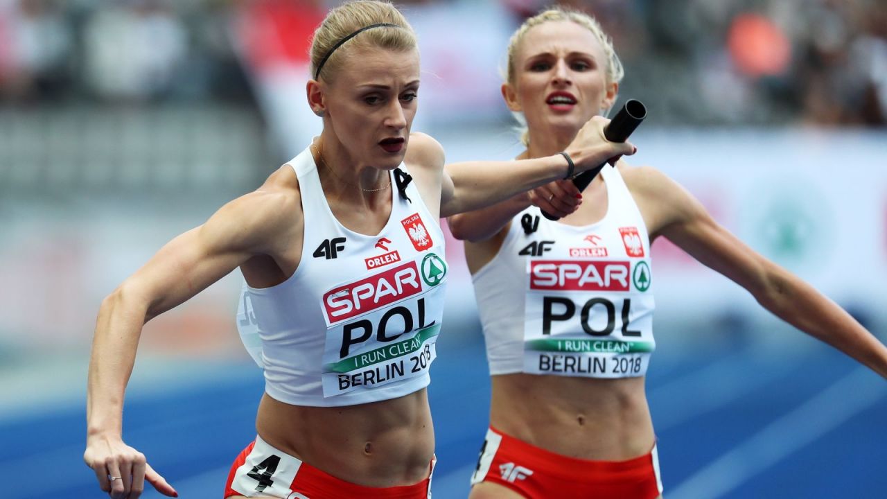 Patrycja Wyciszkiewicz i Małgorzata Hołub-Kowalik (fot. PAP/Adam Warżawa)