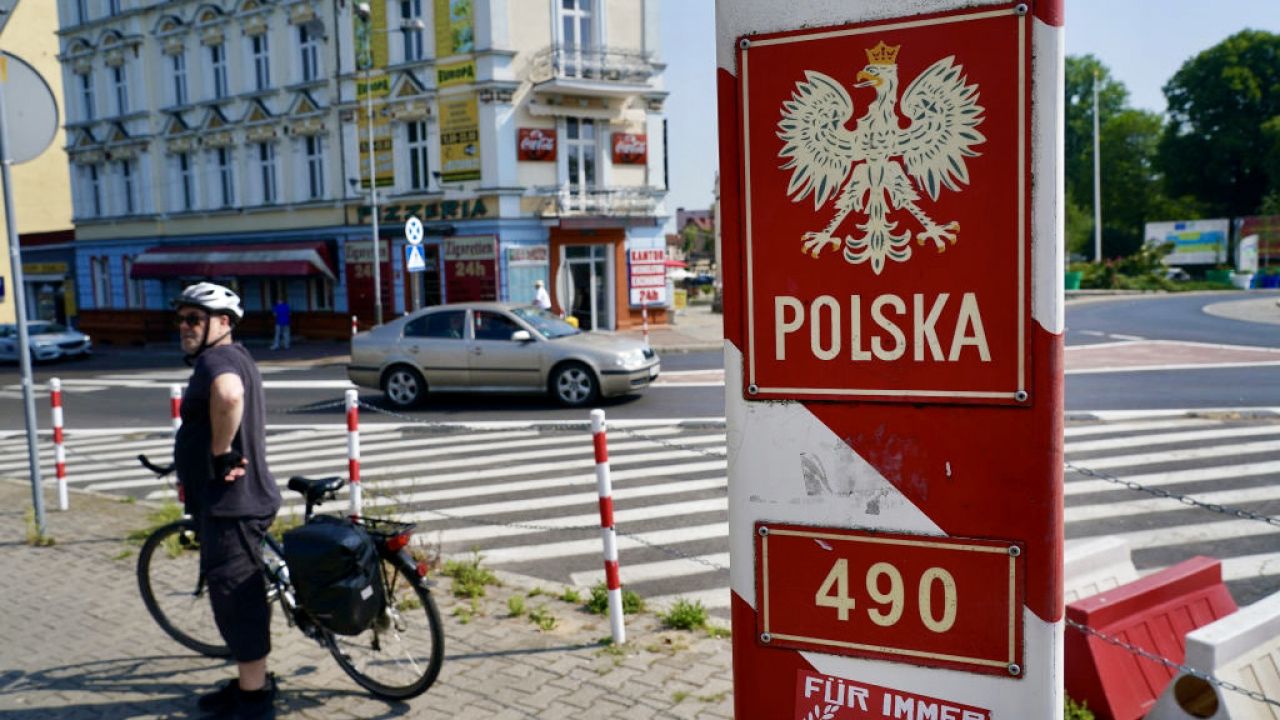 Traktat o dobrym sąsiedztwie będzie jednym z tematów rozmowy prezydentów Polski i Niemiec (fot. Sean Gallup/Getty Images) Traktat o dobrym sąsiedztwie będzie jednym z tematów rozmowy prezydentów Polski i Niemiec (fot. Sean Gallup/Getty Images)