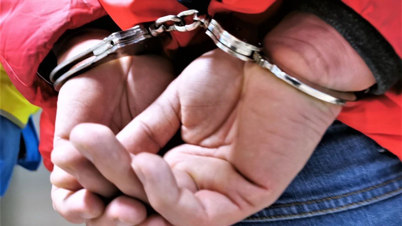 Mężczyzna ma dziś usłyszeć zarzuty (fot. policja.pl) Mężczyzna ma dziś usłyszeć zarzuty (fot. policja.pl)