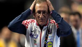 Trener chorwackich piłkarzy ręcznych, Lino Cervar (fot. PAP/EPA)