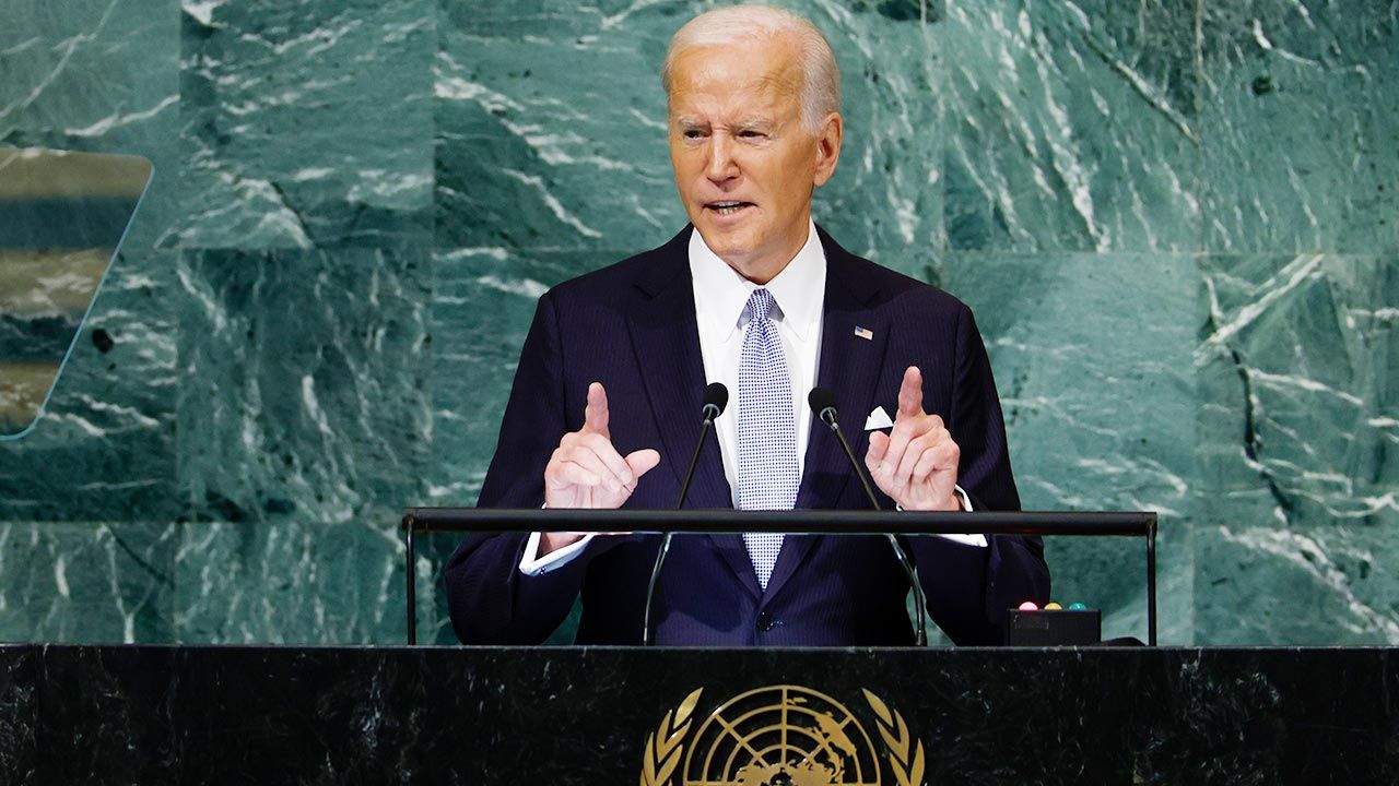 Joe Biden: Zakończenie wojny tylko na sprawiedliwych warunkach (fot. Anna Moneymaker/Getty Images)