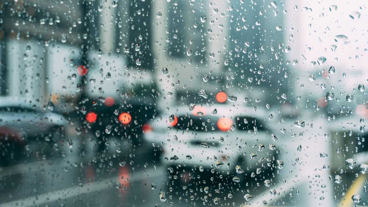 Warunki na drogach mogą być trudne (fot. Pexels) Warunki na drogach mogą być trudne (fot. Pexels)