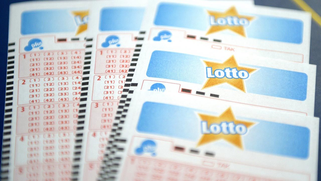 Lotto: wyniki 20.04.2021 - losowania (Lotto, Lotto Plus ...