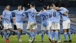 Manchester City w czołówce (fot. Getty Images)