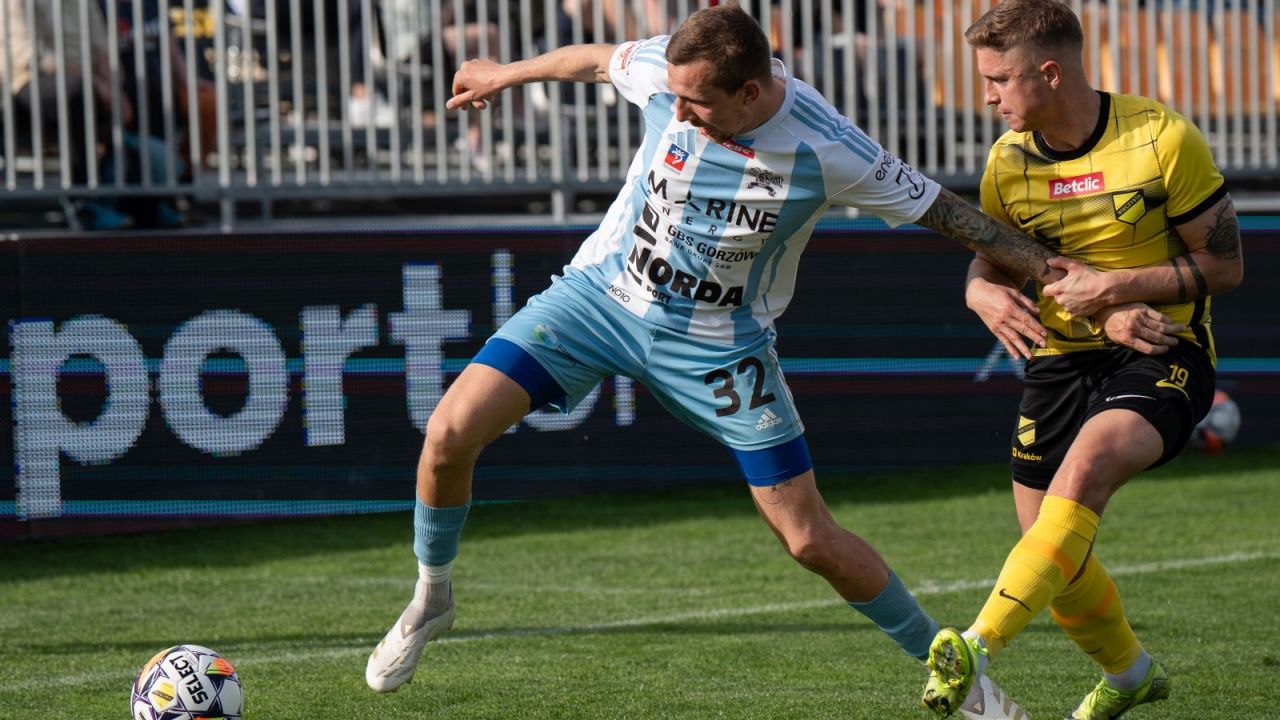 Świt Szczecin – Warta Poznań. Betclic 2 Liga, 3. kolejka. Transmisja online na żywo w TVP Sport (10.08.2025)